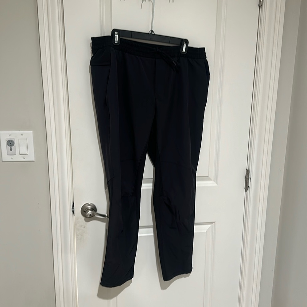 Lululemon joggers xxl